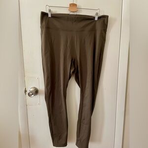 Fabletics Motion 365 Plus Legging